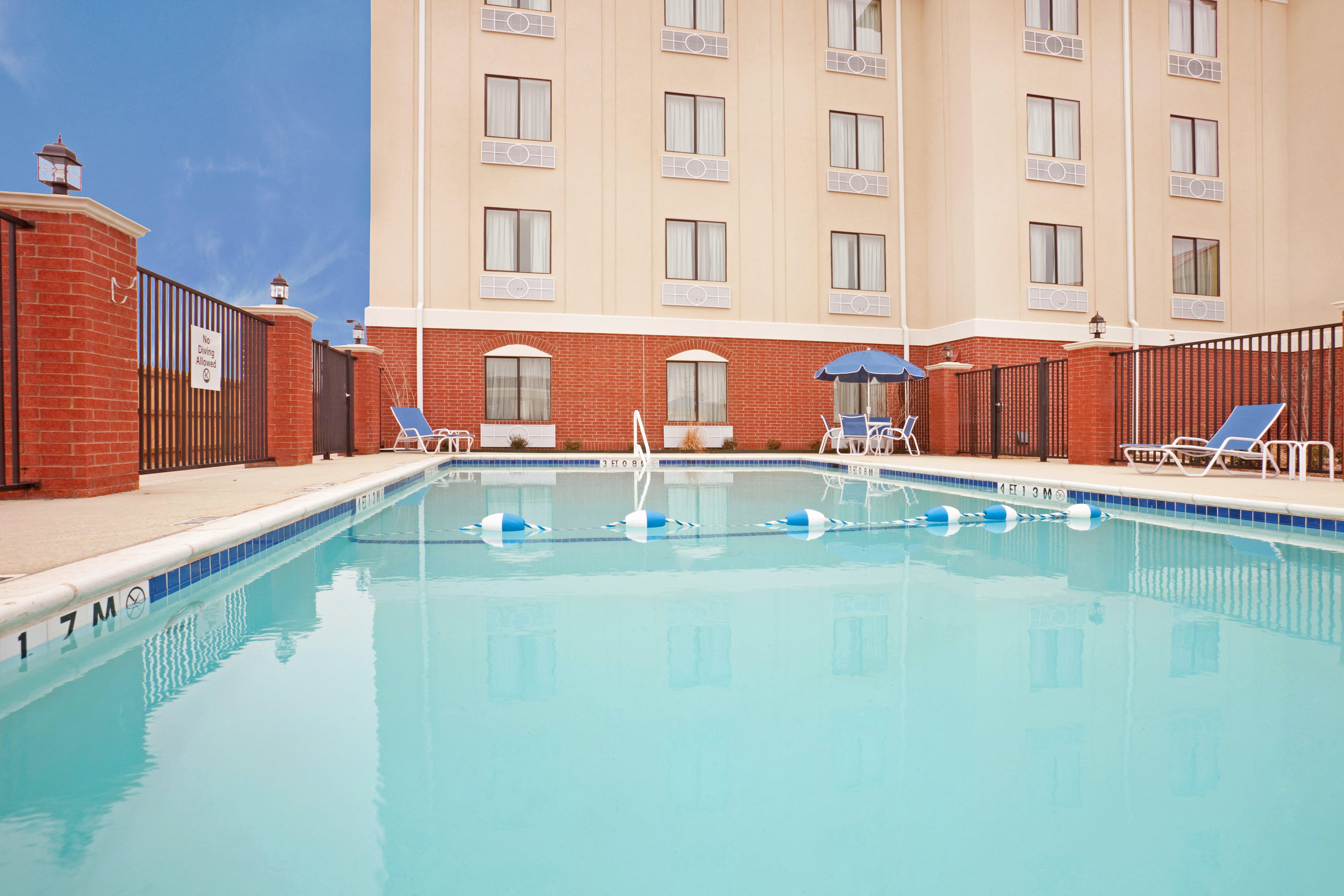 Best Western Eastland Bagian luar foto