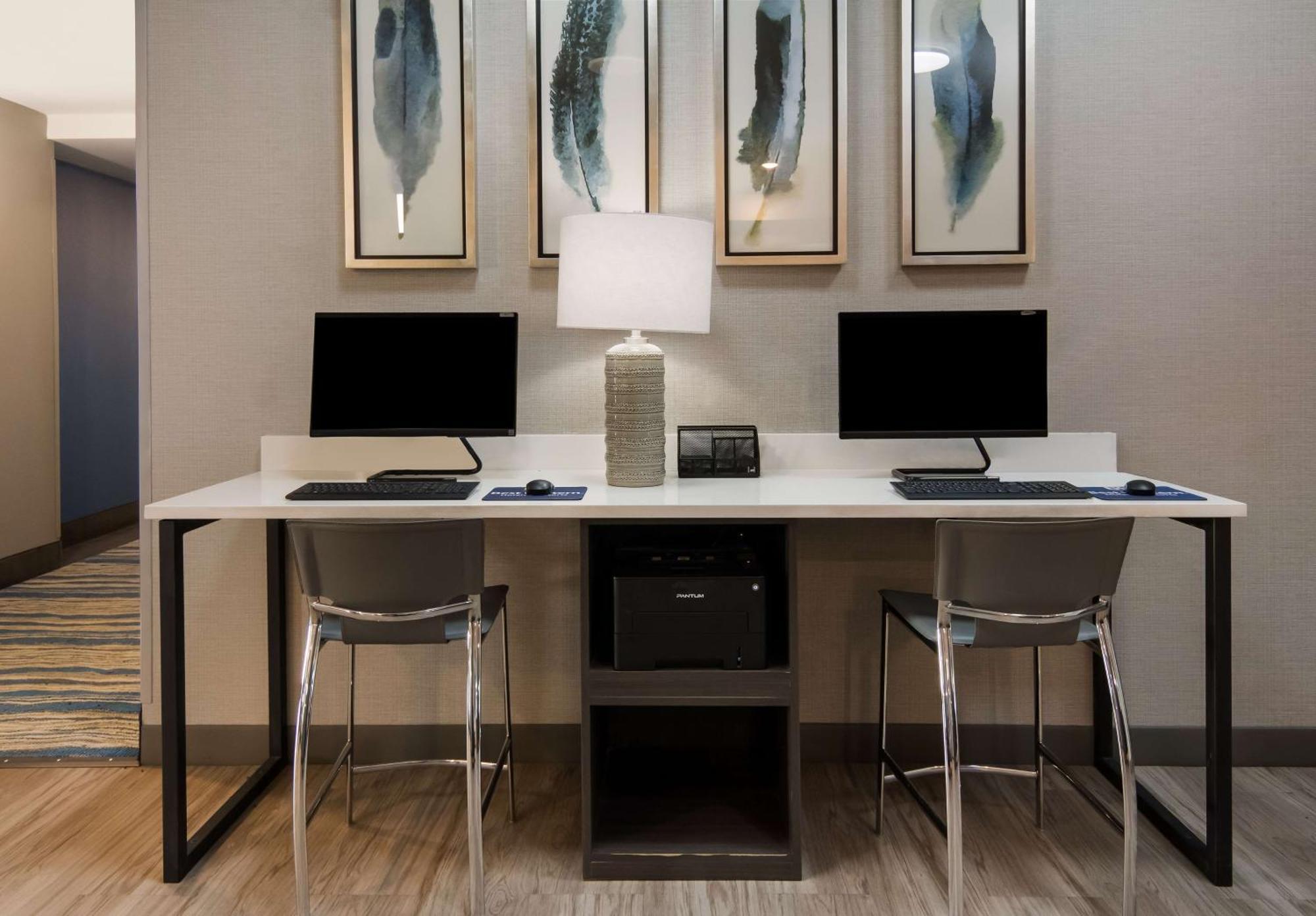 Best Western Eastland Bagian luar foto